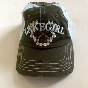 LAKEGIRL FLORAL HAT